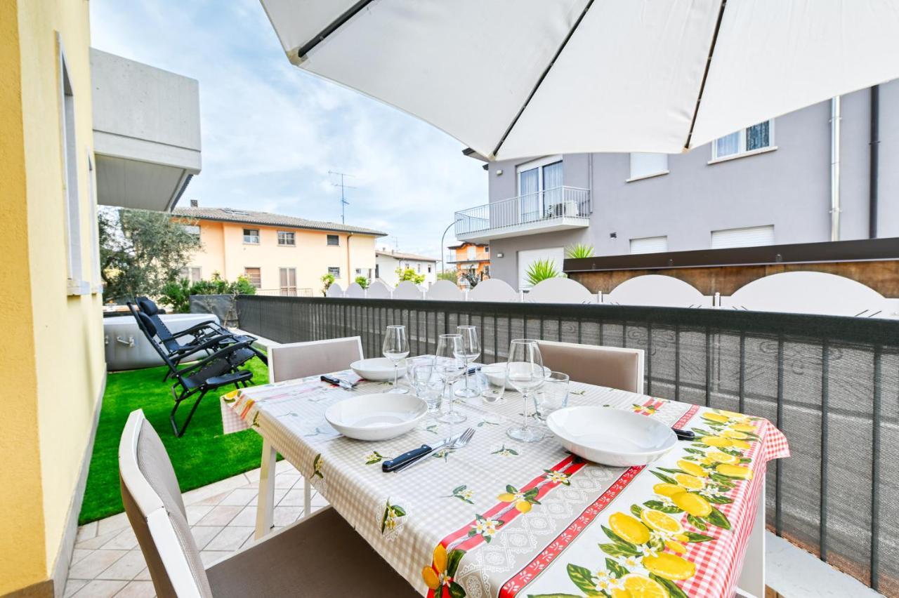 Pearl House - Sirmione Holiday - Jacuzzi Privata ภายนอก รูปภาพ